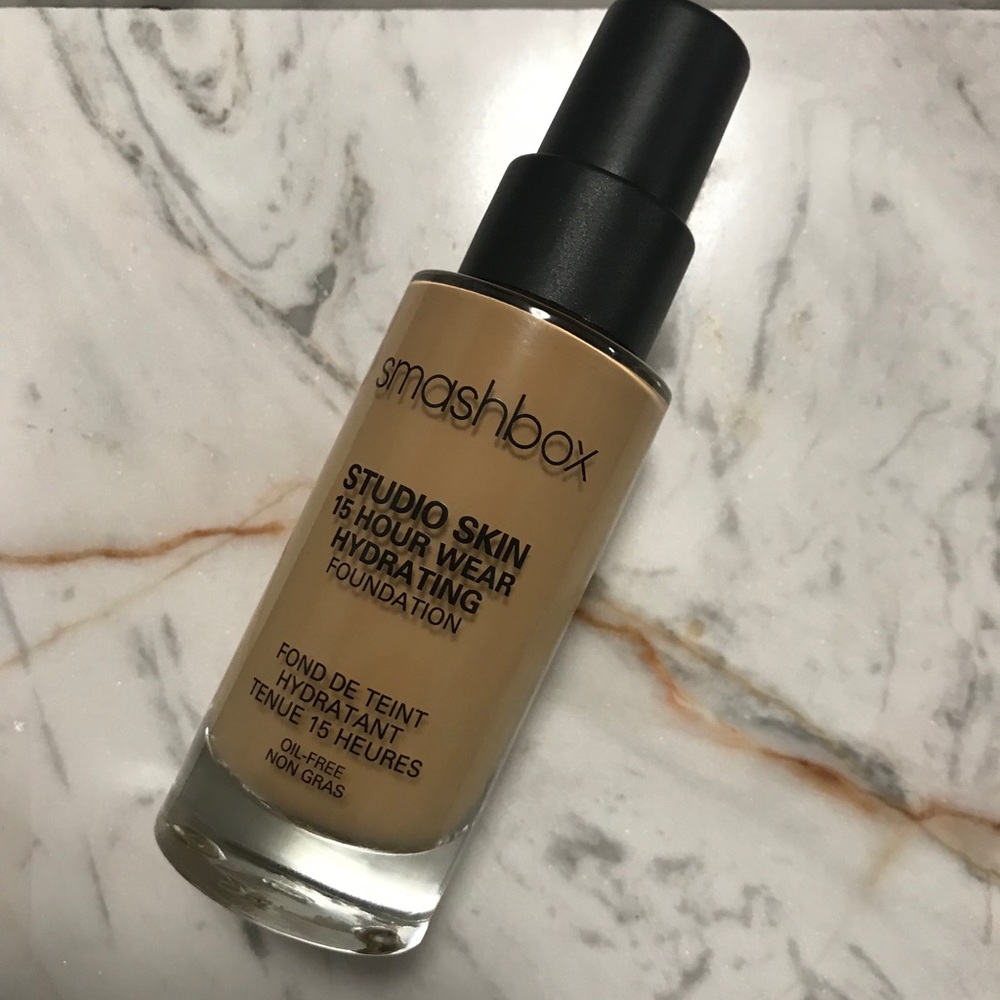 Smash box studio skin foundation
